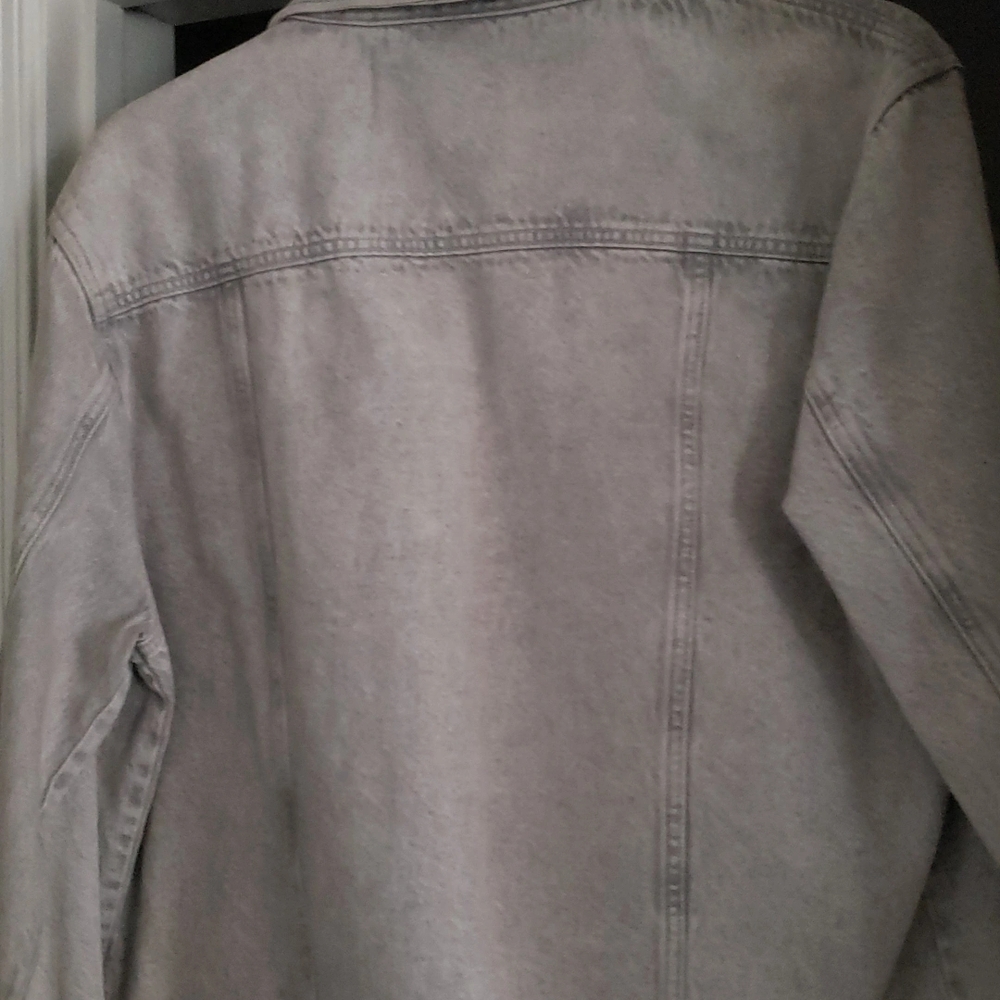Calvin Klein Gray Lightweight Shirt Jacket - Picture 2 of 2